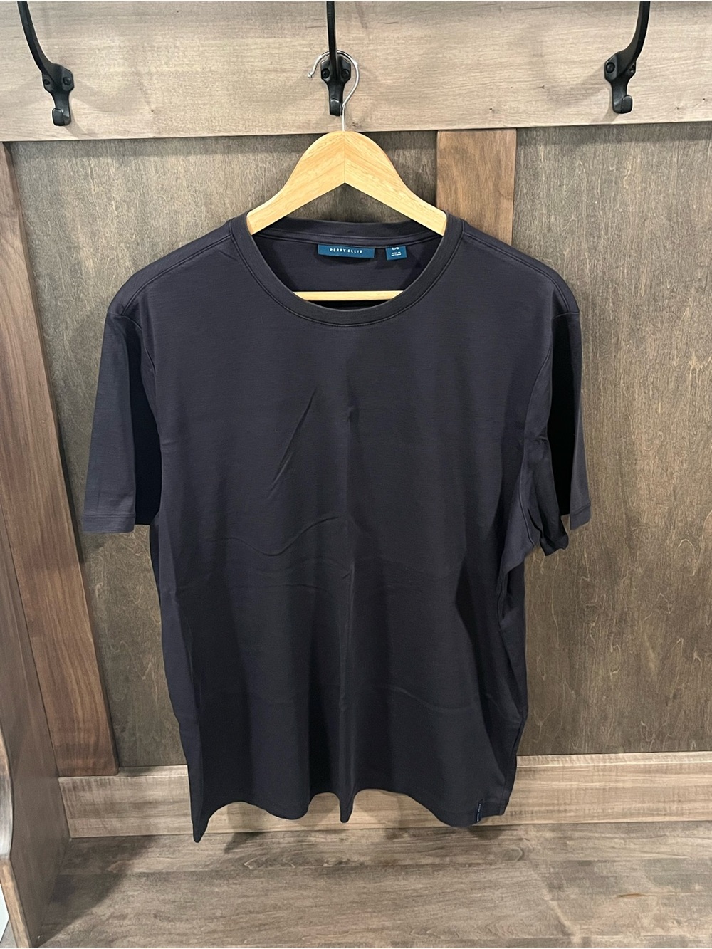 Perry Ellis Men’s Short Sleeve Crew Neck T-Shirt Black